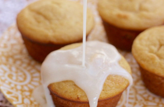 LEMON OLIVE OIL CUPCAKES